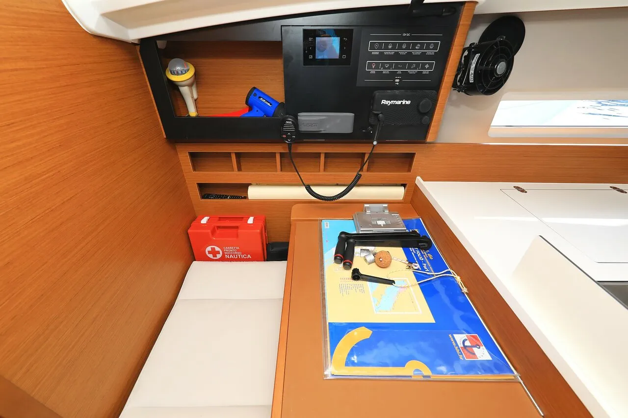 Image slide 279840