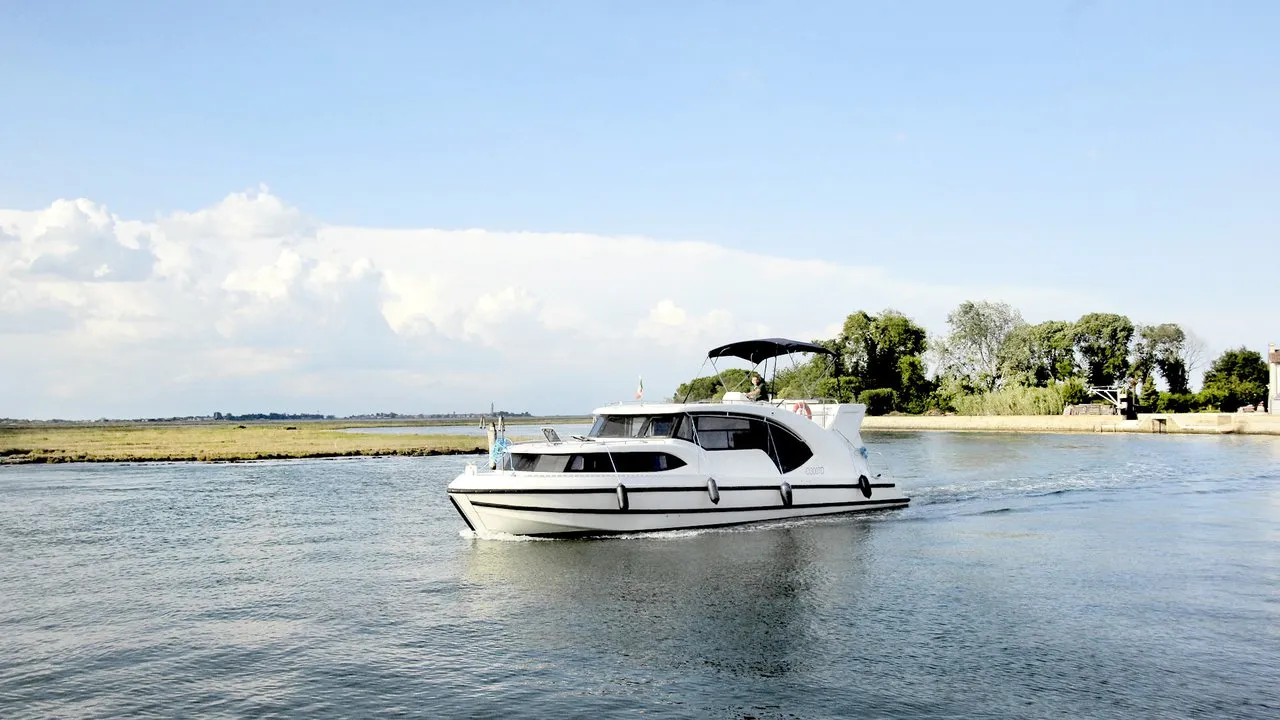 Image slide 280229