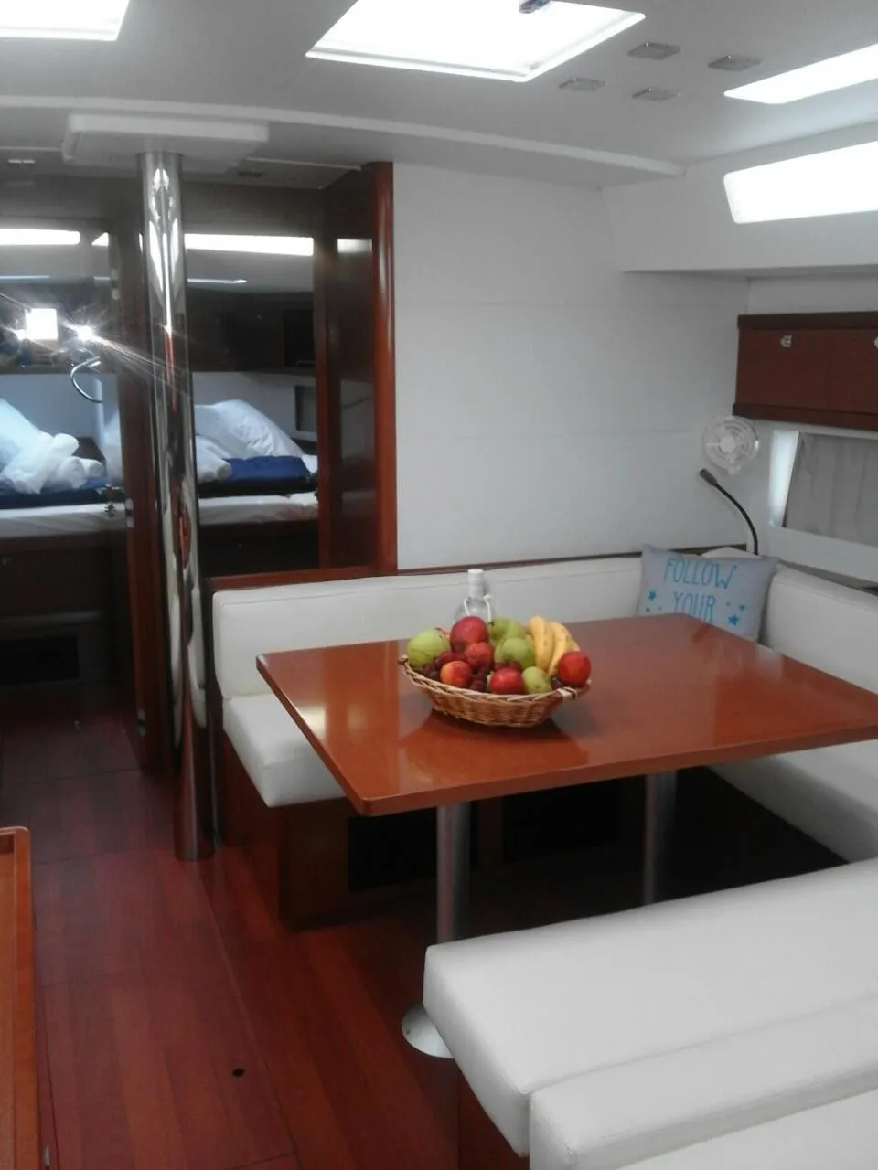 Image slide 282947