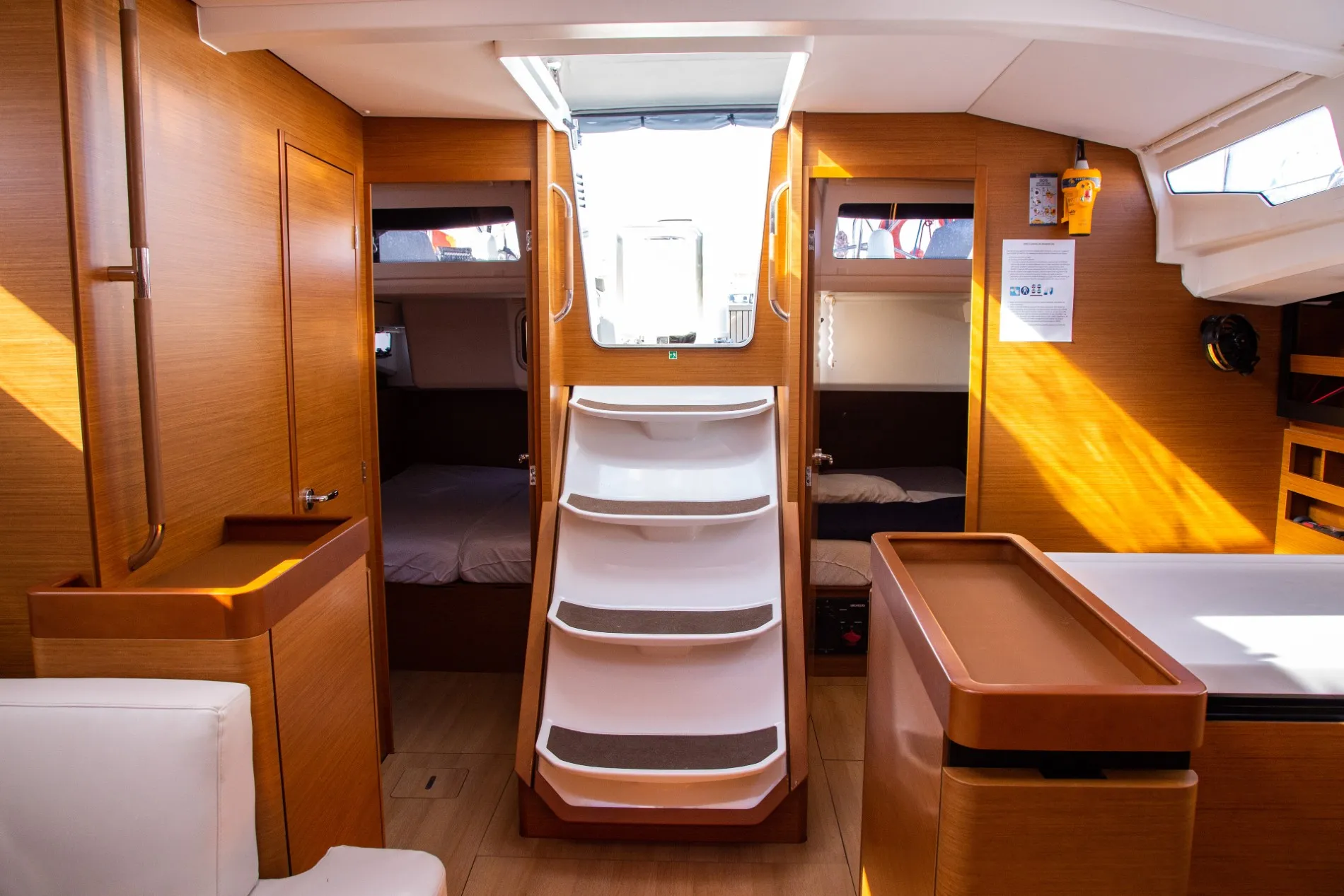 Image slide 289799