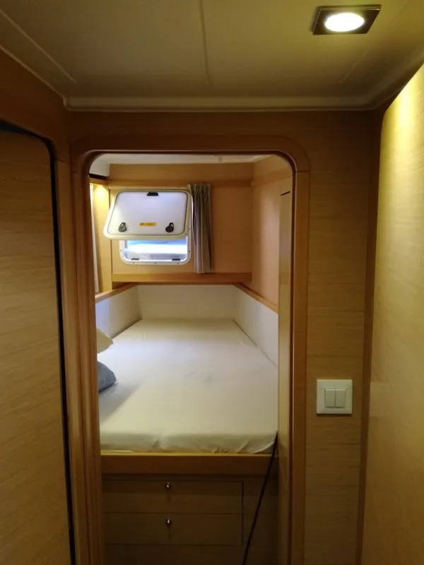 Image slide 297035