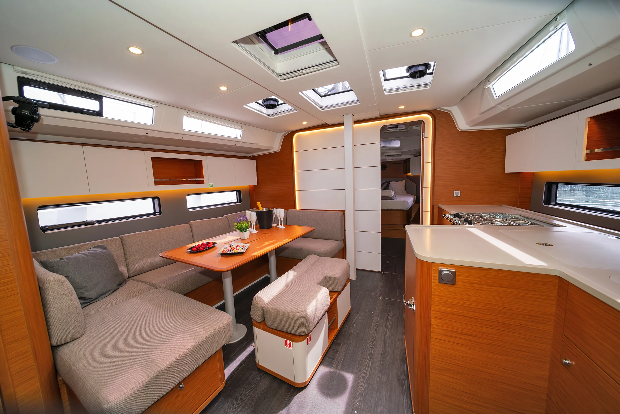 Image slide 330336