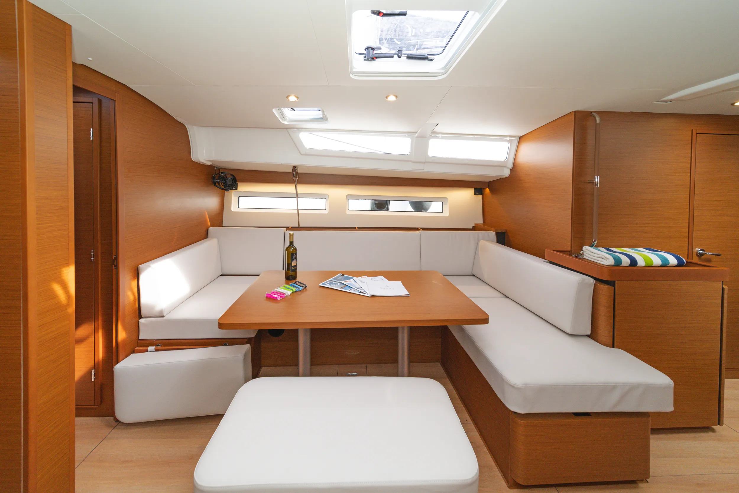 Image slide 331335