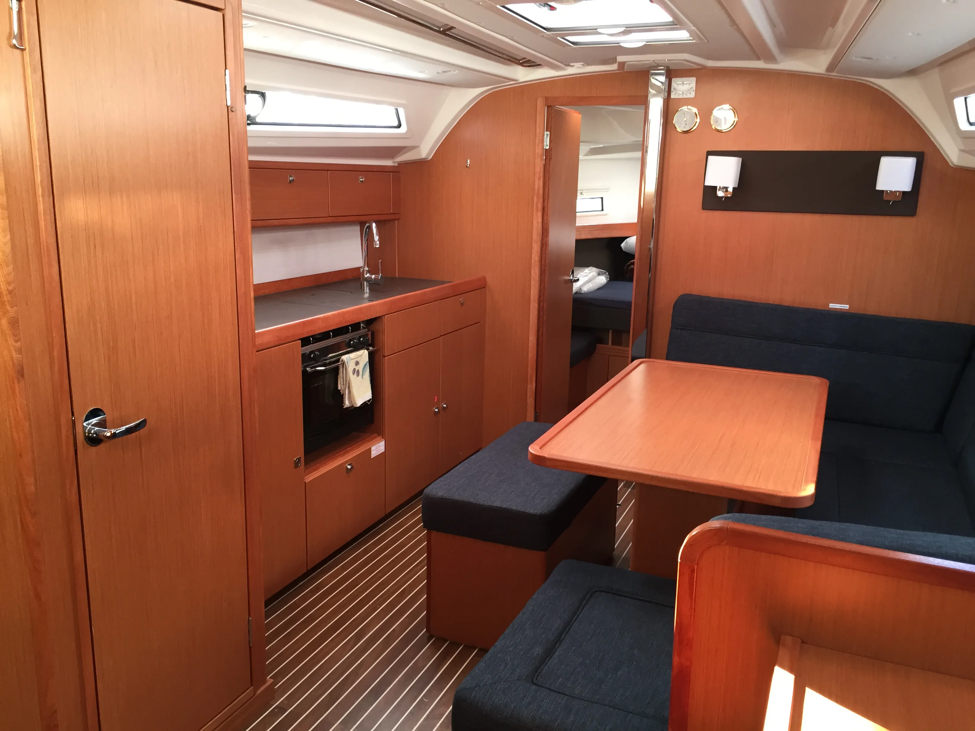 Image slide 334082