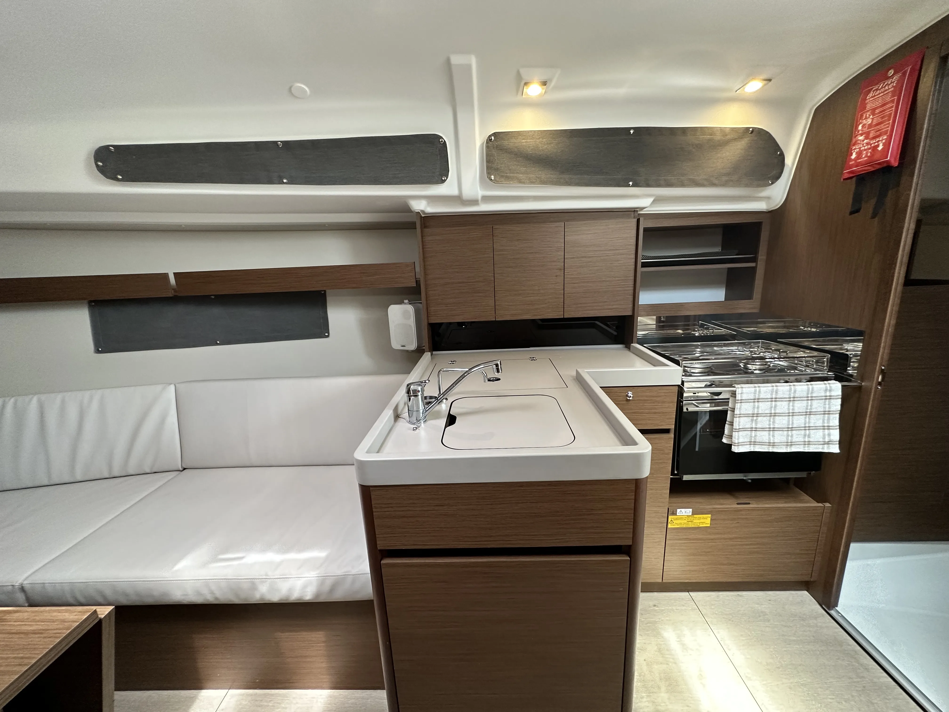 Image slide 334110