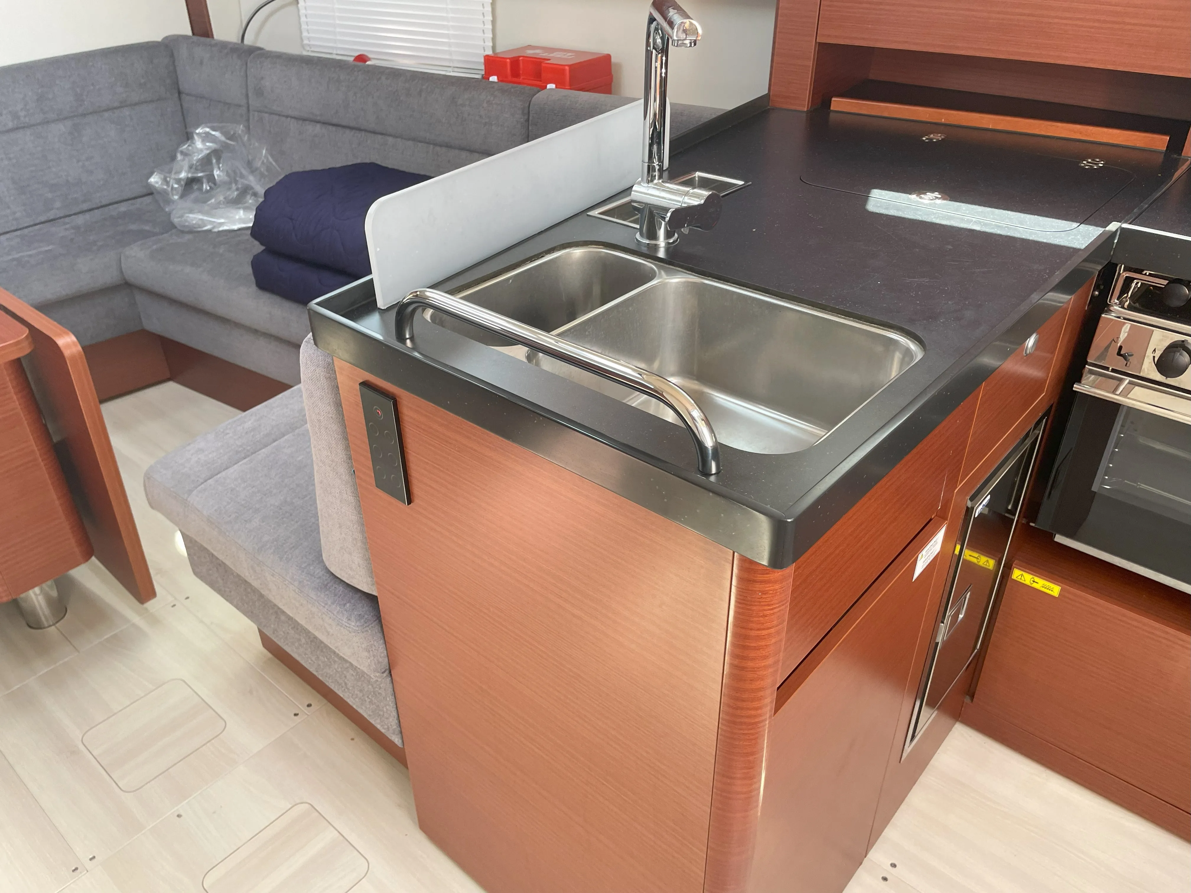 Image slide 335375