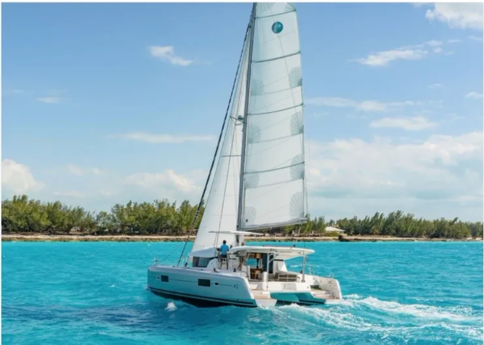 Lagoon 42 WHITE MOON  boat image